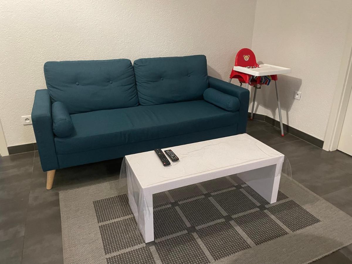 Appartement Chaleureux Avec Entrée Indépendante . *